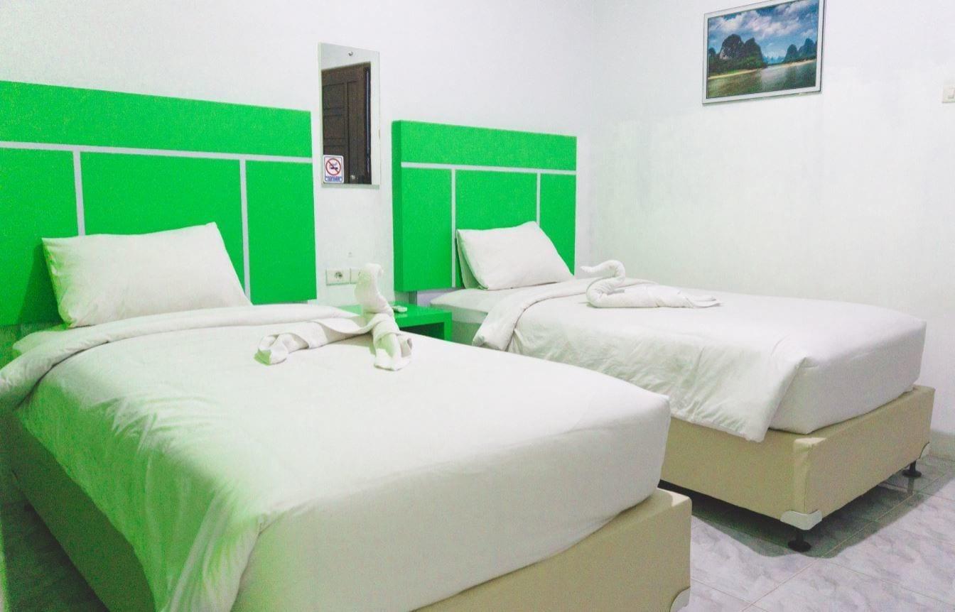 Oyo 1825 Marcopolo Homestay Pekanbaru Exterior foto